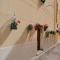 Welcomely - Santa Chiara