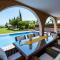 Sea Front Oceanus H3 by Ezoria Villas