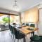 Sea Front Oceanus H3 by Ezoria Villas
