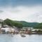Large House in Looe, Near Beach and Bars with Great Views, Free Parking and Free Access to a Nearby Indoor Swimming Pool - Looe