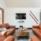 Luxury Mountain Retreat with private hot tub 82958