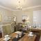 Dunmurray Lodge Guesthouse and Loft Apartment