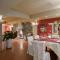 Hotel & Restaurant Casolare Le Terre Rosse