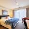 Metroview Studio in CBD with Air-con, Pool and Gym