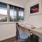 Urangan Family Friendly home with views, wifi, wine