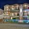 Elimia Suites & Studios
