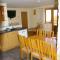 Ty Nant Cottages and Suites - Carterton