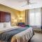 Comfort Inn & Suites Grafton-Cedarburg
