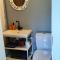 Mellene 1 bedroom house in nature & hot tube