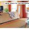 WOODY Pt - AMAZING 1970s SHARE HOUSE BY THE SEA-4 rooms available!