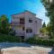 Apartments in Selce 39075