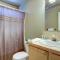 Westside Walkable home - بيند