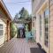 Westside Walkable home - بيند