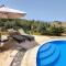 Dar Ta Xmun - idyllic farmhouse with pool, garden, seaview & sunset
