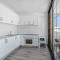 Family flat with 3 bedrooms and balcony near Los Gigantes and ocean