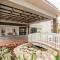 Equus Inn I75