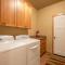 Redtail 3 Bedroom with Spacious Kitchen and Covered Back Deck - 30 Day Stay home
