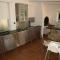 Near the beach, 8 bedrooms, sleeps 22, Jacuzzi, Full AC, BBQ, 2 kitchens, 2 dishwashers, fast internet, ping pong, cars not necessary