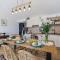 Holiday Home Nono Ante with heated pool