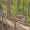 Pets Welcome Quaint Blue Ridge Mountain Getaway!
