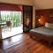 Cockatoo Studio Apartments