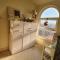 Oasis apartment with sea view and garden