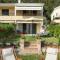 Waves Apartments Melody Glyfada