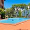 Lake view, Swimming pool, tennis court and private parking