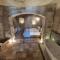Sarnich Cave Suites