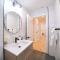 @ Marbella Lane - Vibrant 4BR RWC Ldry + P