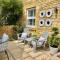 Cotswold Chic Retreats "Cloud Nine" 5 Star Chipping Campden-Parking-Garden - Chipping Campden