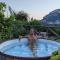 Suite Lia - Private Room with garden and tub close to Villa Eva e Cimbrone, Ravello