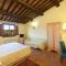 Sovana Hotel & Resort