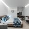 POUNEDES LUXURY SUITES