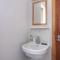 Contemporary One Bedroom Apartment Close To All Amenities In Conservation Area - Tain