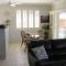 Toowoon Beach View 3br Villa 4 just steps to beach - ذا إينترانس