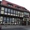 Hotel Zum Schloss - 奎德林堡