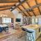 Pine Mountain Cabin with Hot Tub, 2 Mins to Marina!