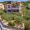 Apartments with a swimming pool Punat, Krk - 5378