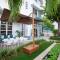 Greenview Hotel By Lowkl