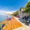 Apartments Ratac Lobrović with private beach and beautiful sunset - 斯拉诺