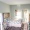 The Jypsy Inn / Fifth Avenue