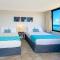 High-Floor Stylish Ocean Views Condo with Parking - Honolulu