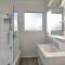 The White Morph Motels