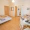 Hostel Sonce