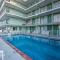 Wildwood Crest Condo with Pool Walk to Restaurants!