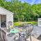 Charming Hampton Home with Yard 2 Mi to Beach!