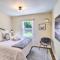 Charming Hampton Home with Yard 2 Mi to Beach!