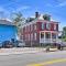 Charming Hampton Home with Yard 2 Mi to Beach!