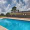 Pet-Friendly Efficiency Cottage w/ Pool!